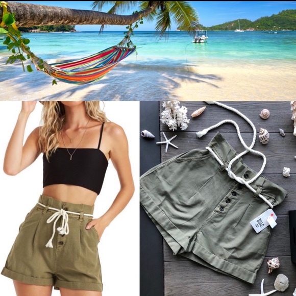 🌴🌼BILLABONG- EXPORE MORE SHORTS🌼🌴 - Picture 1 of 8